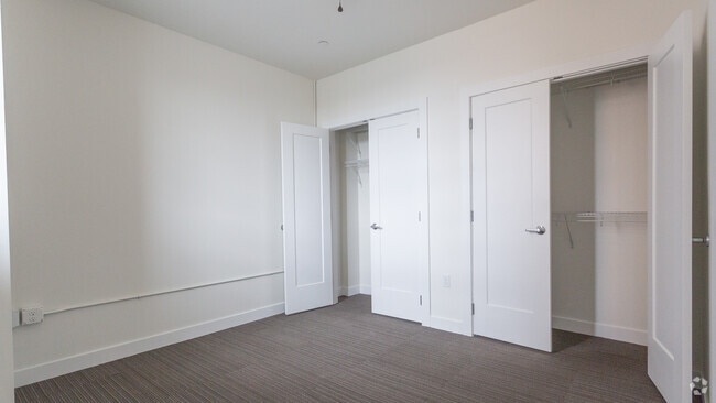 2BR,2BA,-836SF