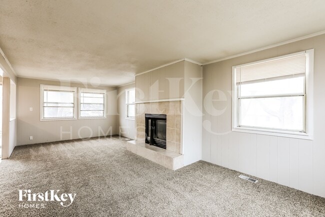 Photo - 803 NE 61st St