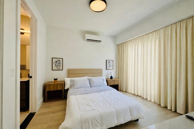 Photo - 19 Livingston St