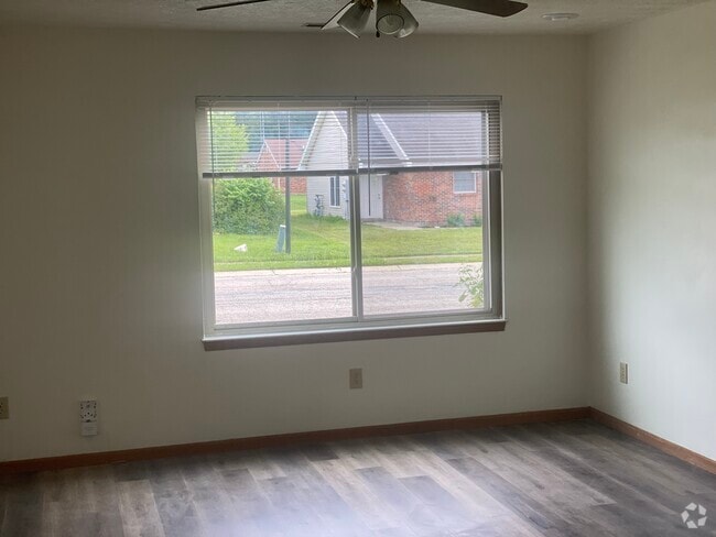 Building Photo - 1016 Eleanor Ave Unit 1016 Rental
