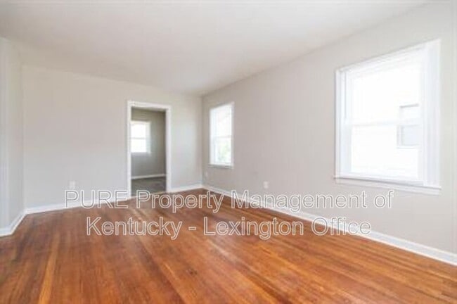 Photo - 817 Marcellus Dr