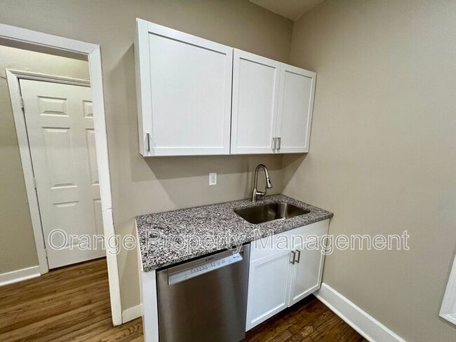 Building Photo - 502 William St Unit 3 Rental