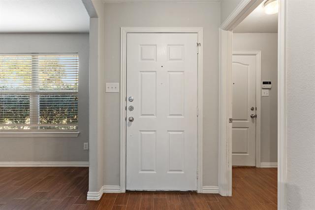 Photo - 6625 Chalk River Dr