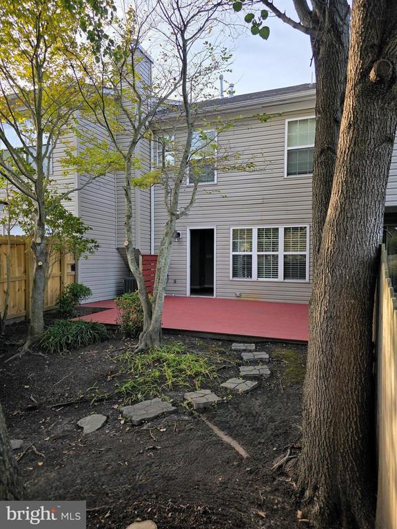 Photo - 1965 Abbotsbury Way