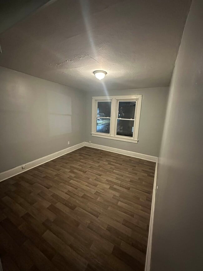 Photo - 478 S Main St Unidad #3