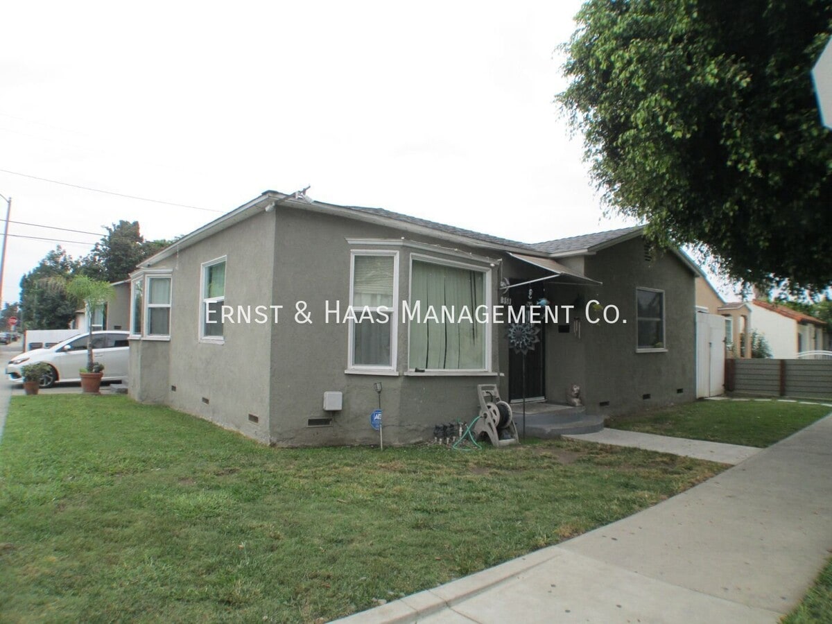Photo - 358 E Sunset St