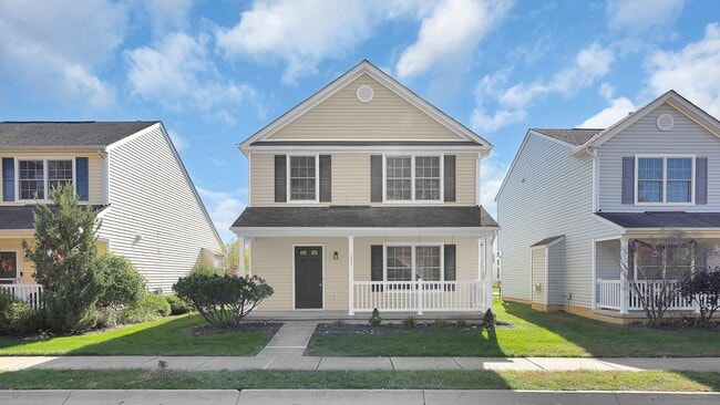 Building Photo - 133 Feathertip Ln