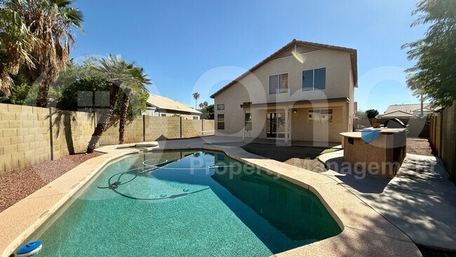 Photo - 1338 E Park Ave