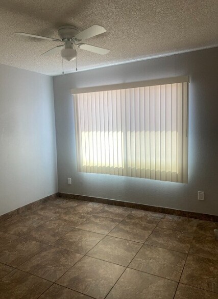 Photo - 2310 E Broadway Rd