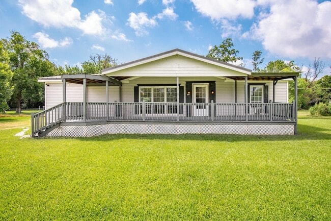 Building Photo - 5410 Carriage Trails Dr