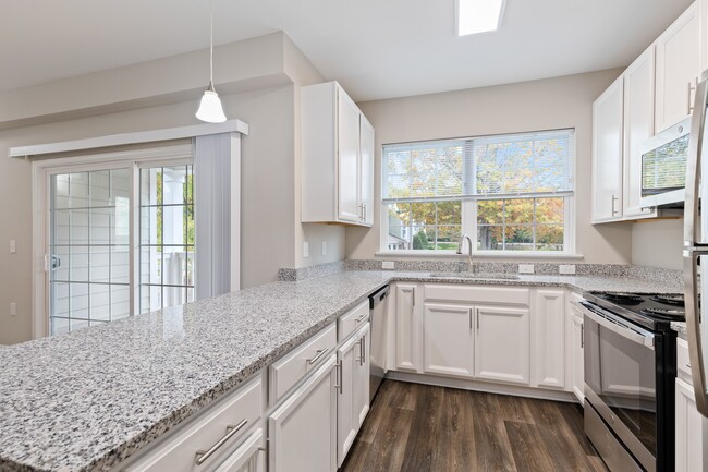 Photo - The Enclave at Crossroads Apartments