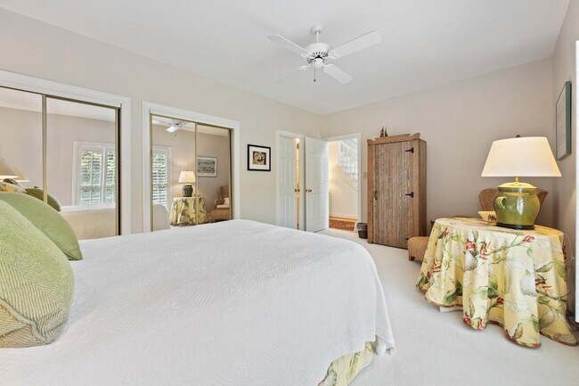 Photo - 49 Collins Meadow Dr Unit SI ID1253367P