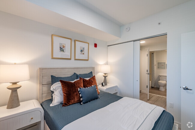 2BD, 2BA - 868SF - Second Bedroom