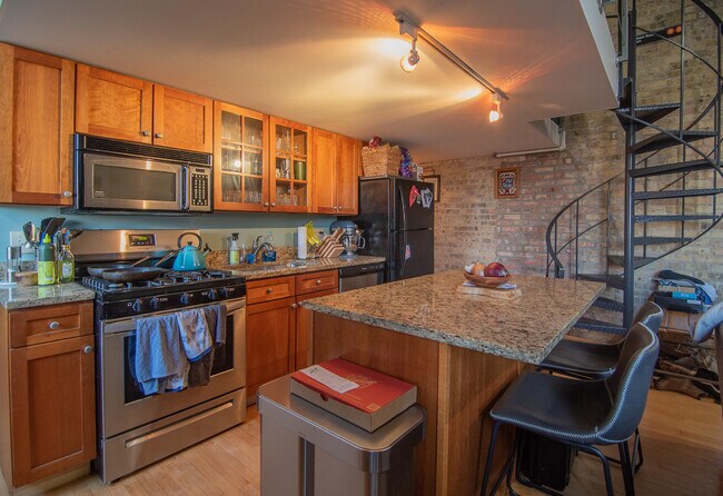 Photo - 525 N Halsted St Unit 207