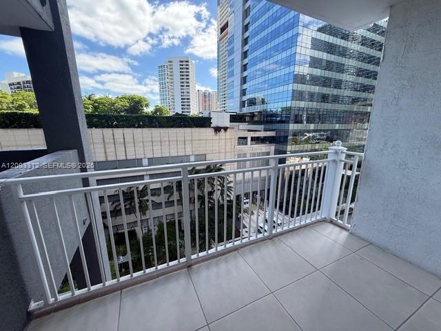 Photo - 185 SE 14th Terrace Unidad 808