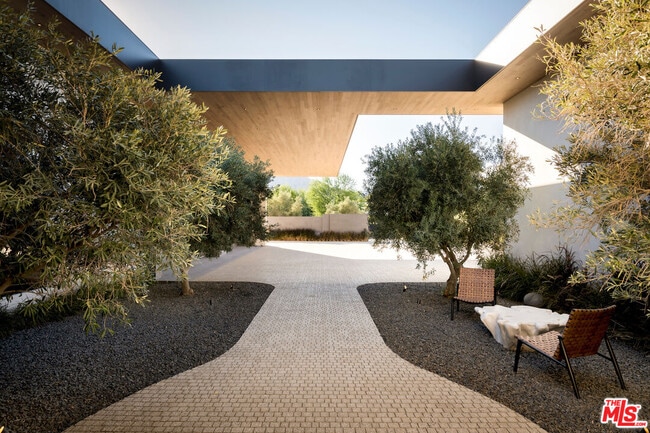 Photo - 53556 Ross Ave