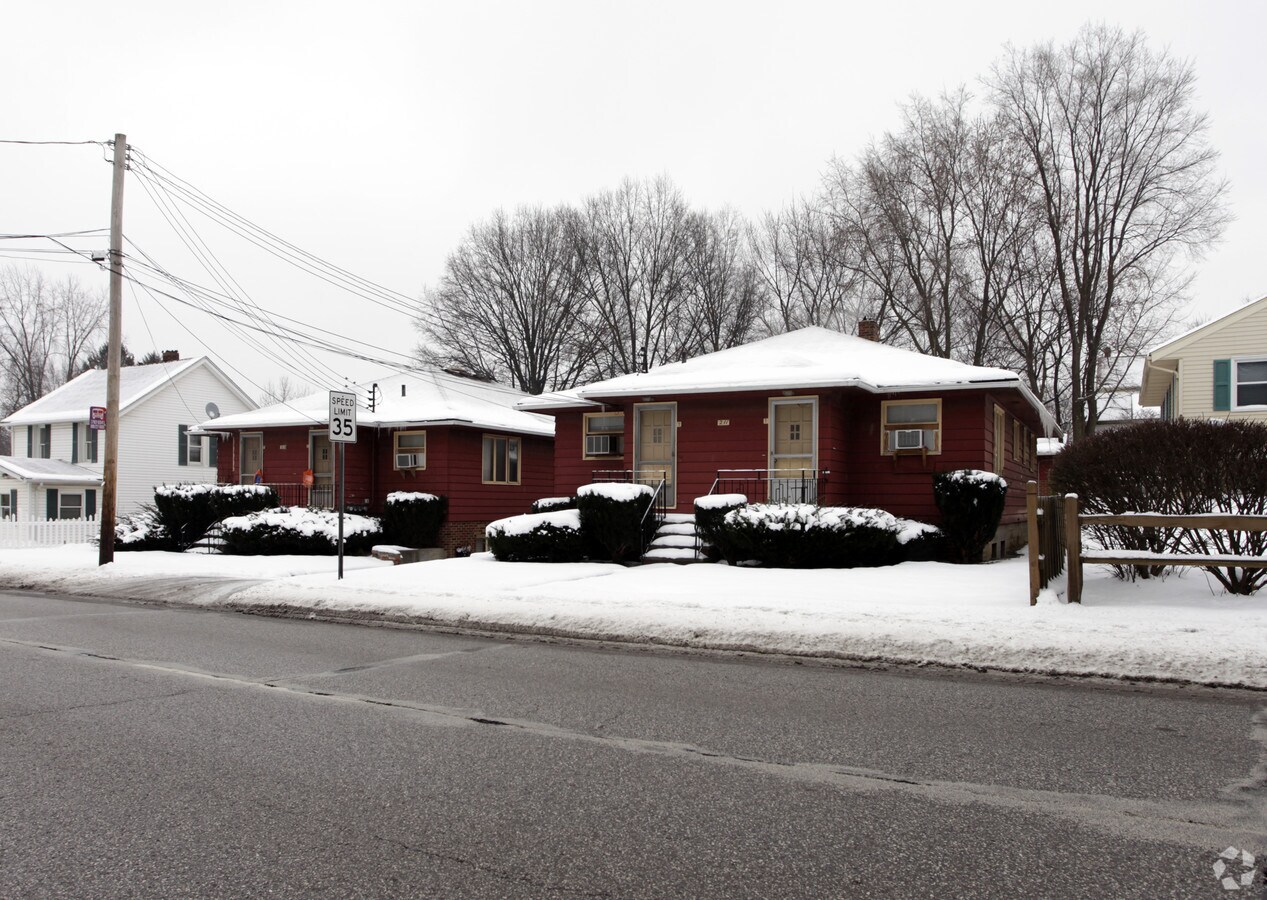 Photo - 211 W State St