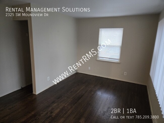 Photo - 2325 SW Moundview Dr