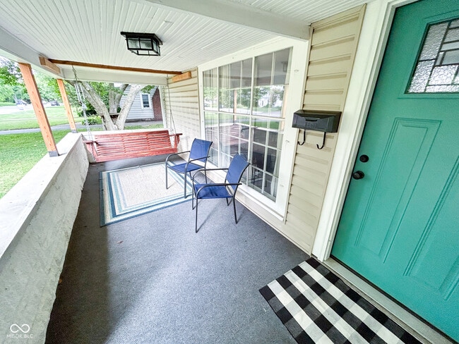 Photo - 5805 Norwaldo Ave