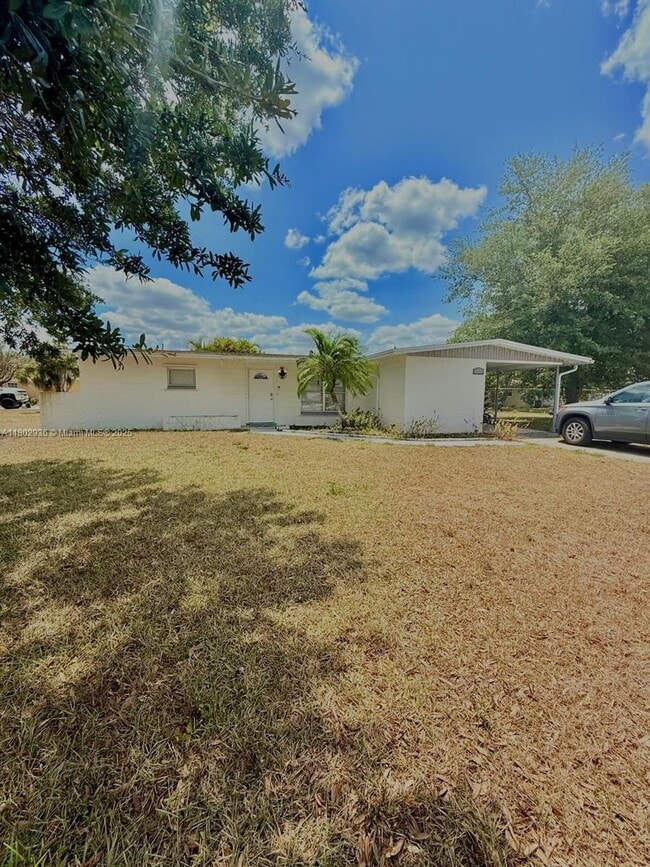Building Photo - 1104 E Jasmine Rd Rental