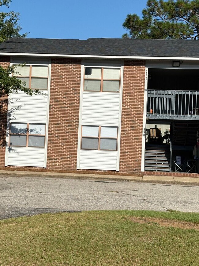 Photo - 2 Bedroom Apartment Available in Hope Mills!