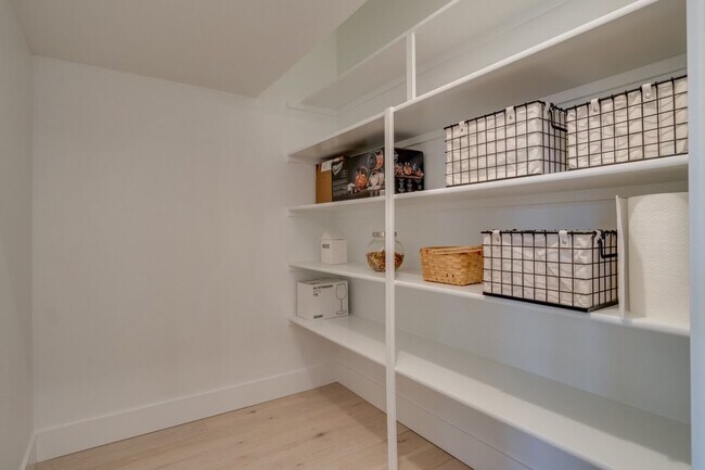 Photo - 1118 SW Dottie Ct