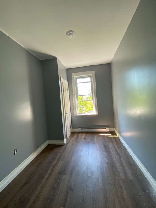 Photo - 16 Mulberry St Unit APT 3