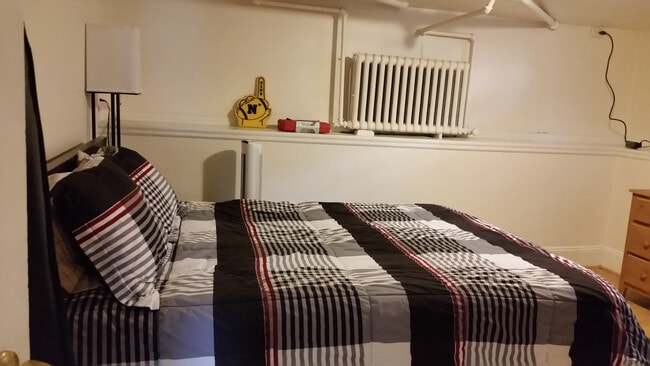 Photo - Coming soon! 1 bedroom apartment in EASTPORT!