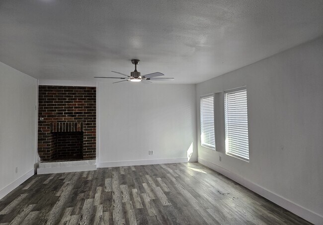 Living Room - 1600 Orange Ave