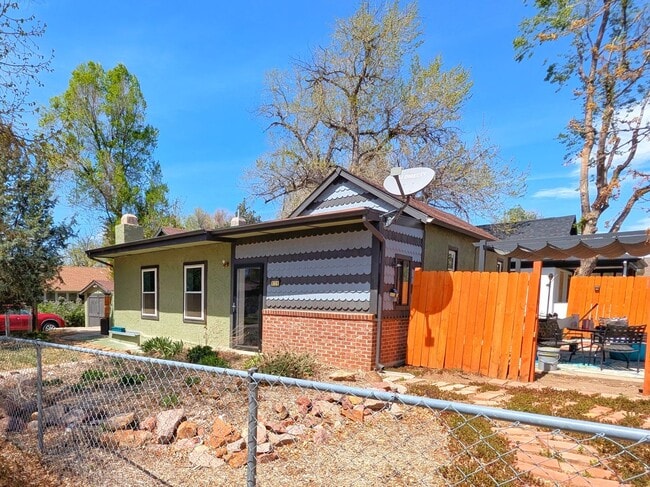 Photo - Adorable 2BR 1B in a Historic Neighborhood