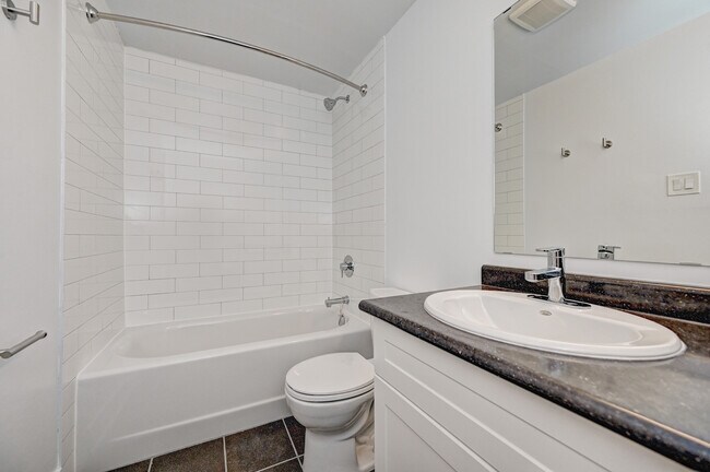 Woodside Avenue Apartments