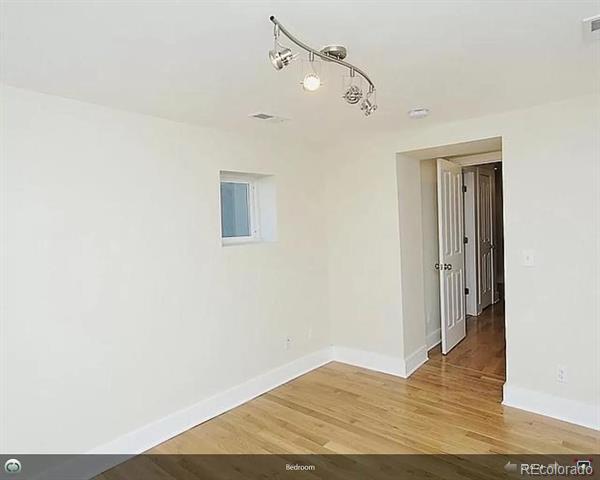 Photo - 3217 Lawrence St