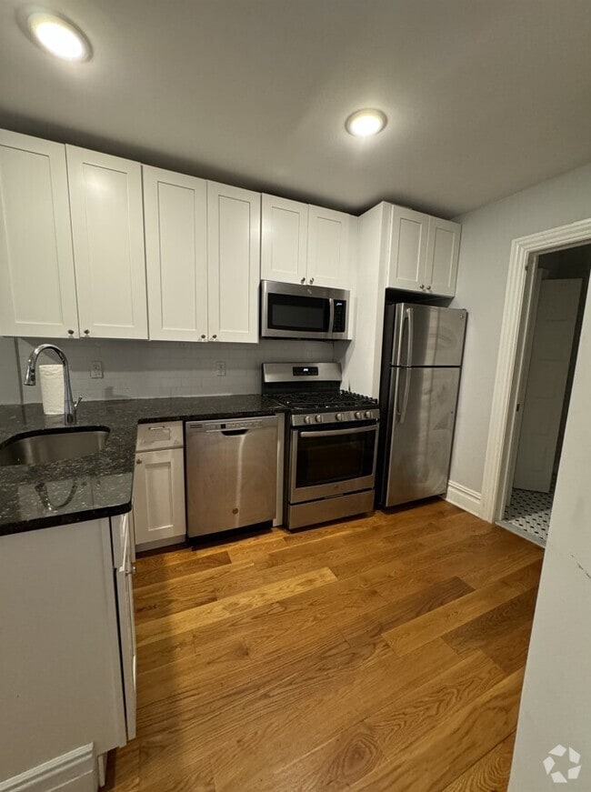 Building Photo - 322 Baldwin Ave Unit 1R Rental