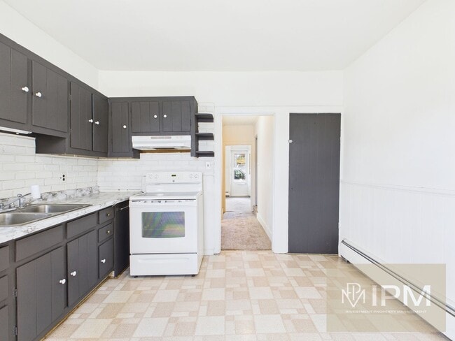 Photo - Cozy 3 Bedroom, 1 Bath Home in Spring Grove School District!