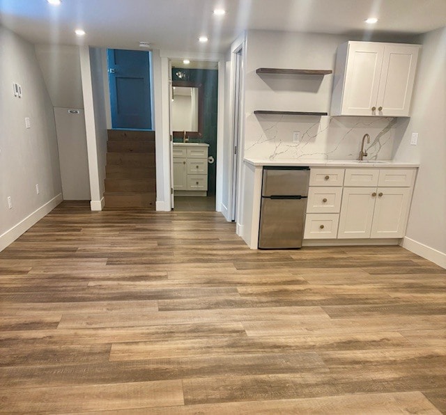 Photo - 121 Burgundy Cir