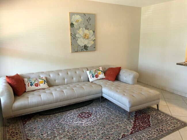 Photo - 909 17th Ter