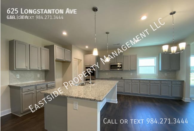 Photo - 625 Longstanton Ave