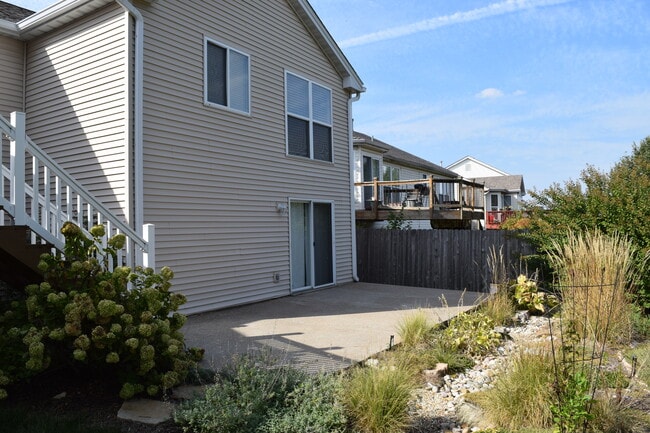 Photo - 354 Birchwood Crossing Ln