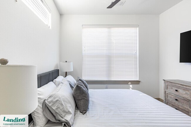 Photo - 1000 Henderson St Unit 239