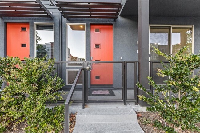 Photo - 147 Placemark