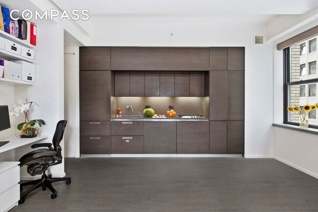 Photo - 18-20 Pine St Unit 2704