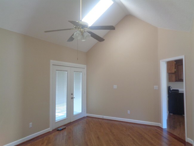 Photo - 6129 Powell Ridge Rd