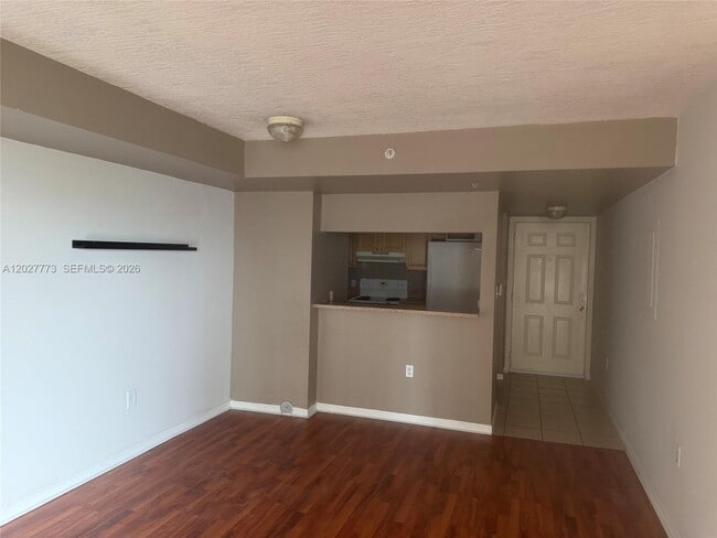 Photo - 102 SW 6th Ave Unit 501
