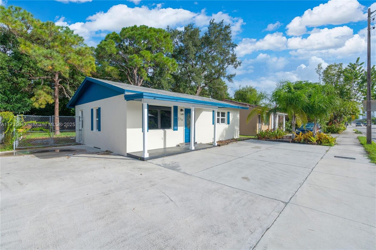 Photo - 1320 N Andrews Ave (Fort Lauderdale, FL)