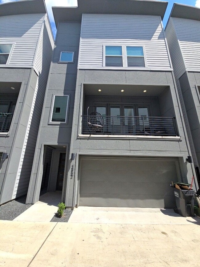 Building Photo - 2852 Cline St Rental