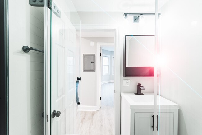 Photo - 124 Berkshire St