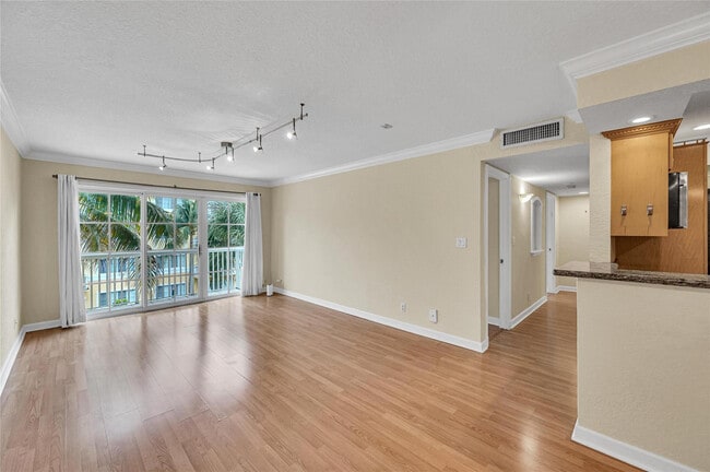 Photo - 1515 E Broward Blvd Unit 325