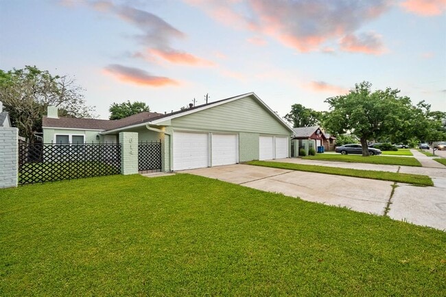 Photo - 614 Cole St Casa