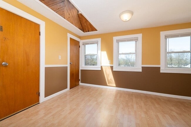 Photo - 45 Thatcher St Unidad 3