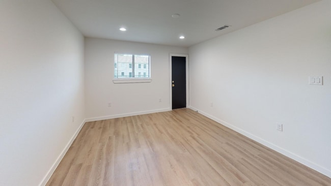 Photo - 5103 Live Oak St Unit 2210